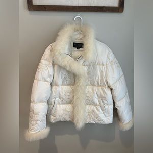 St. John Collection By Marie Gray Puffer Coat Medium White Sequins Fox Fur Down
